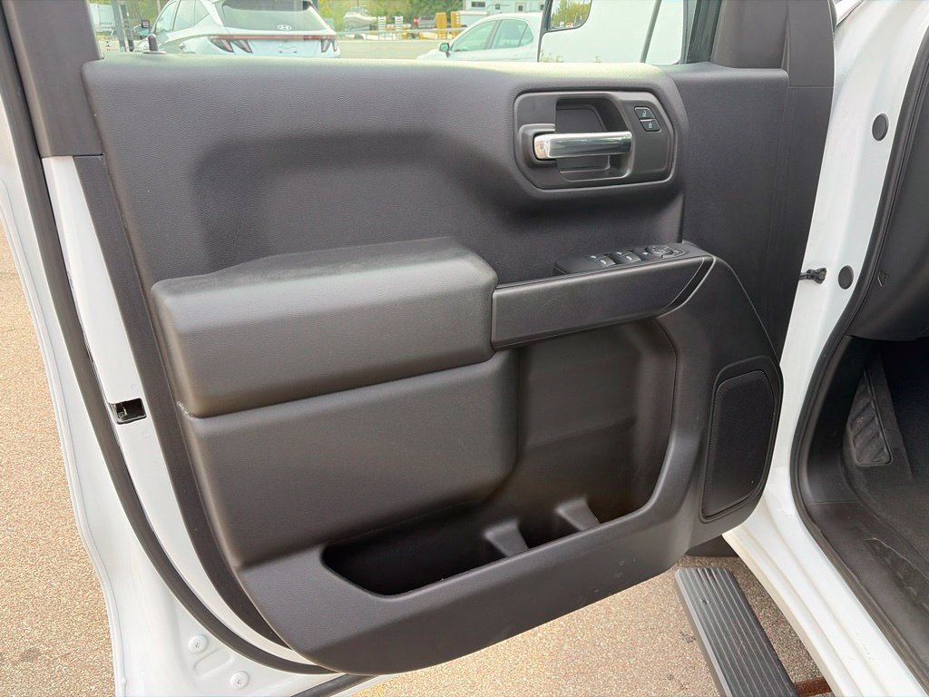 Used 2024 Chevrolet Silverado 1500 Custom AWD/4WD image 21