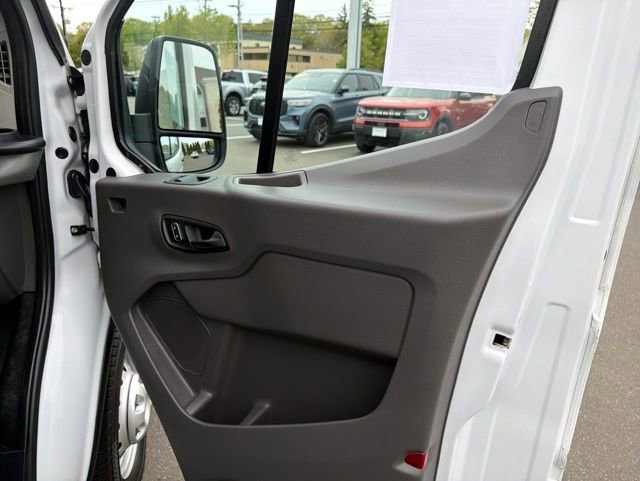 Used 2023 Ford Transit 250 Medium Roof AWD image 10