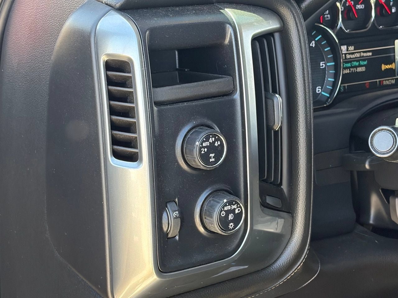 Used 2015 Chevrolet Silverado 1500 LTZ Z71 w/ Midnight Edition AWD/4WD image 7