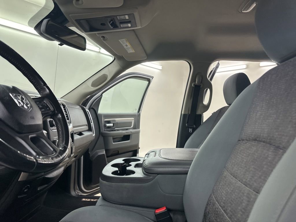 Used 2014 RAM 1500 Classic SLT image 31