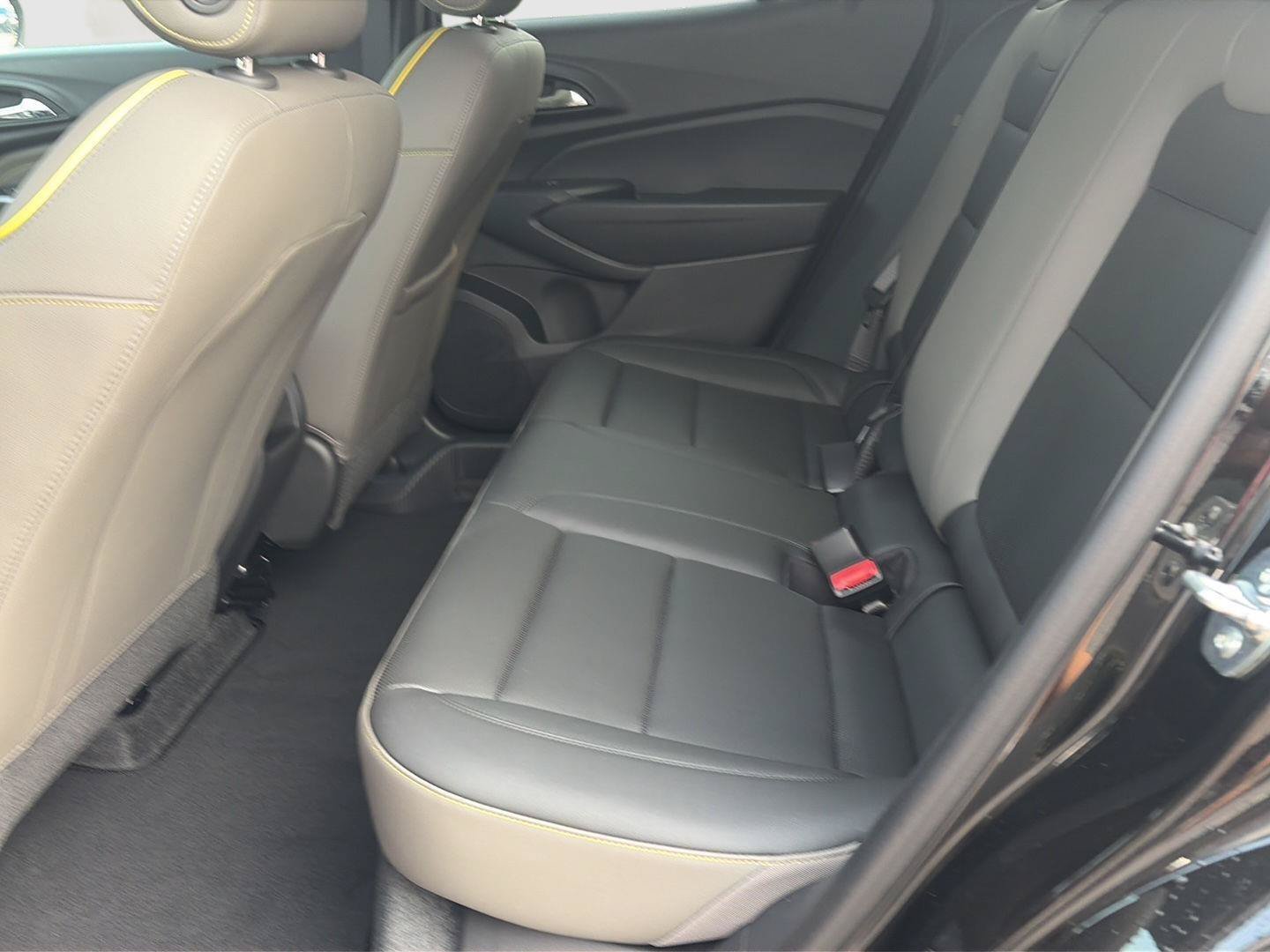 New 2026 Chevrolet Trax ACTIV w/ Driver Confidence Package FWD image 29