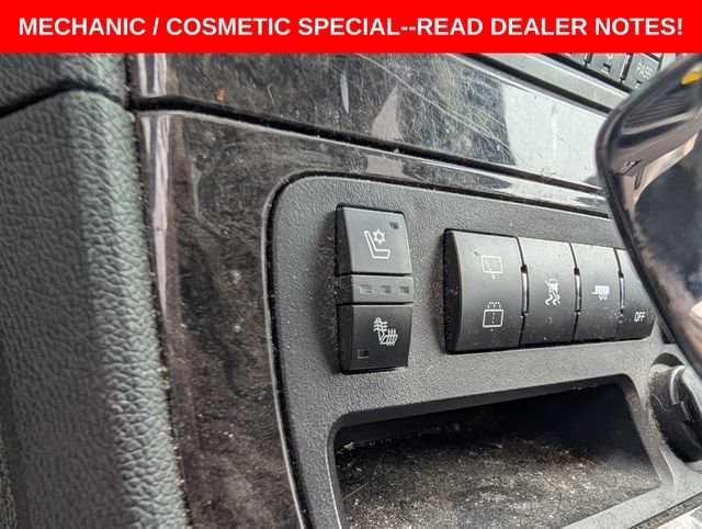 Used 2011 GMC Acadia Denali image 5