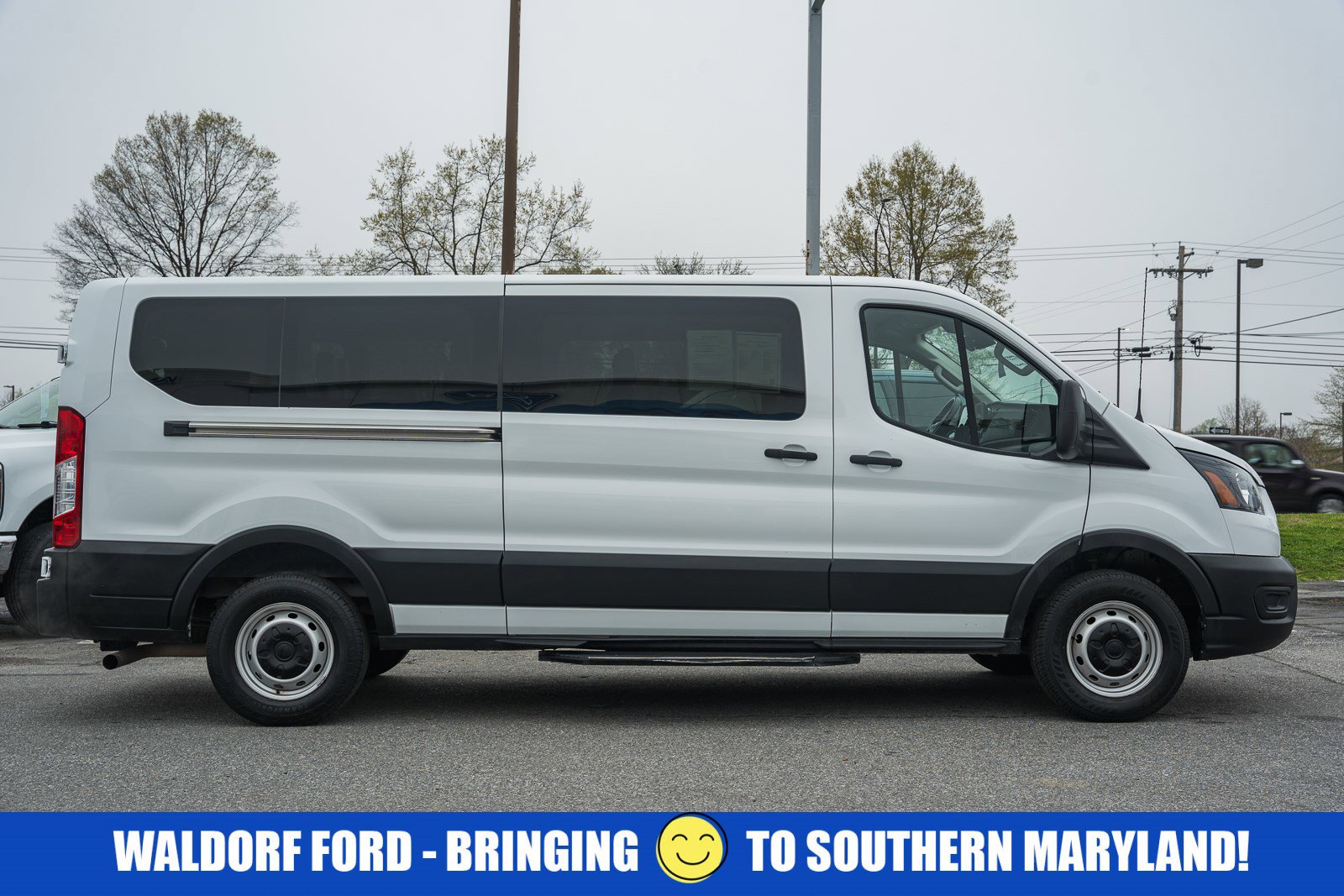 Used 2023 Ford Transit 350 XL image 3