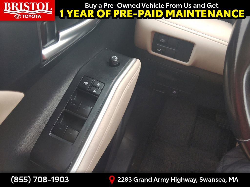 Used 2023 Toyota Highlander XLE AWD/4WD image 22