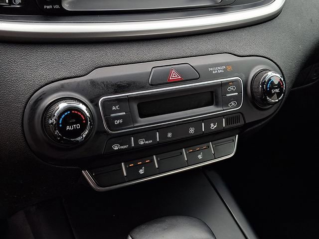 Used 2020 Kia Sorento LX w/ LX I4 Convenience Package image 13