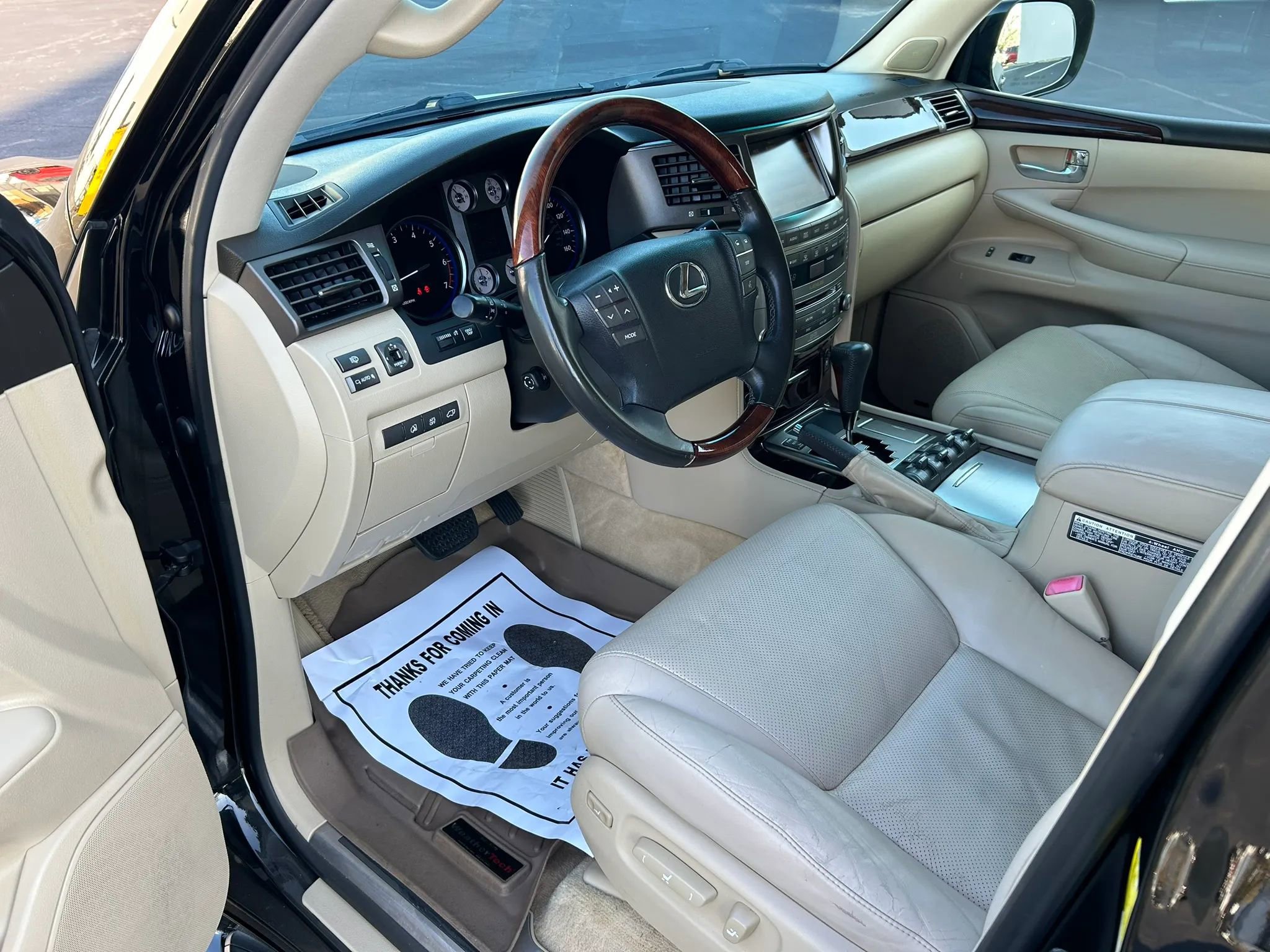 Used 2010 Lexus LX 570 LX 570 Sport Utility 4D image 23