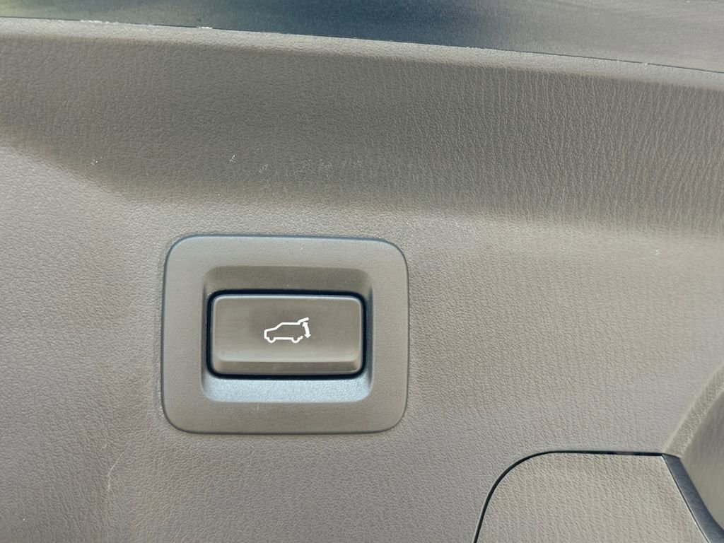 Used 2023 MAZDA CX-9 Touring image 29