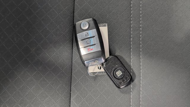 Used 2020 Kia Sorento S AWD/4WD image 24