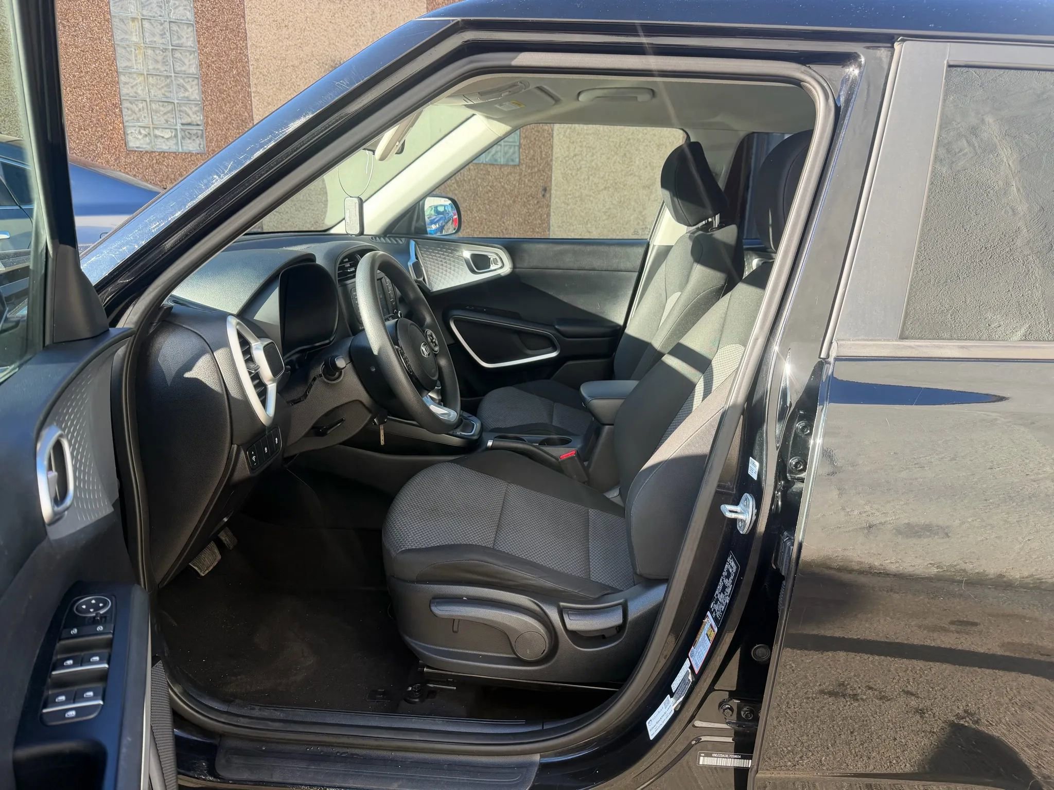 Used 2020 Kia Soul LX image 24