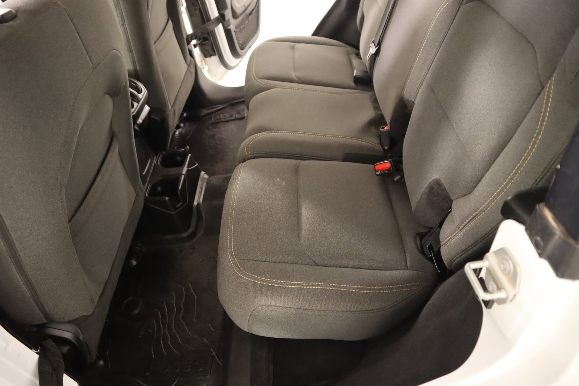 Used 2024 Jeep Wrangler Sport S image 12