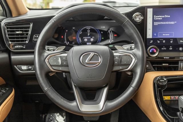 Used 2025 Lexus NX 350h 350h Premium image 8