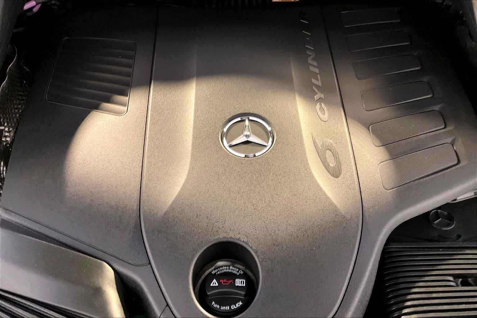 New 2027 Mercedes-Benz GLS 450 4MATIC image 15