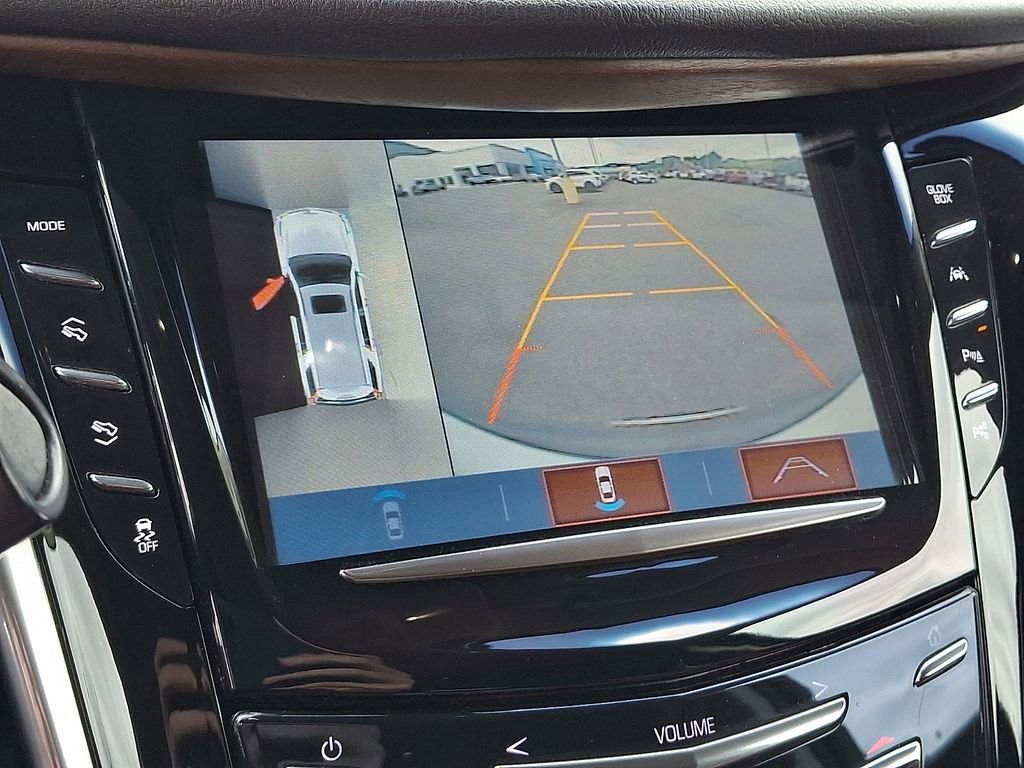 Used 2020 Cadillac Escalade ESV Premium Luxury RWD image 18