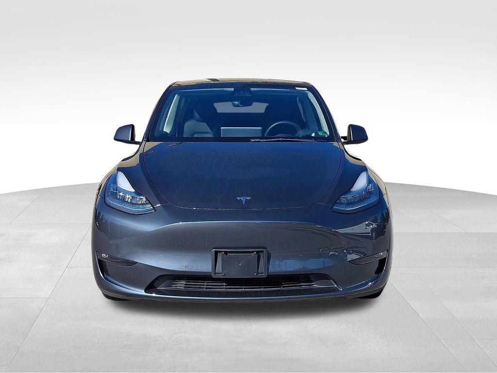 Used 2021 Tesla Model Y Long Range AWD/4WD image 2