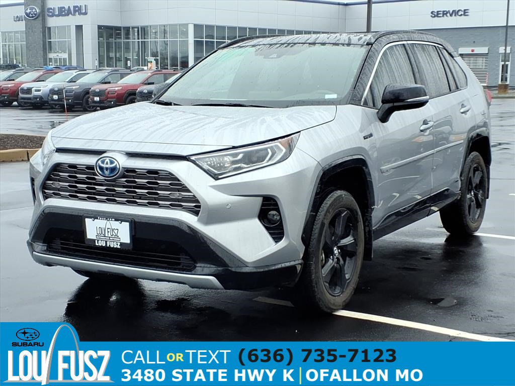Used 2021 Toyota RAV4 XSE image 2