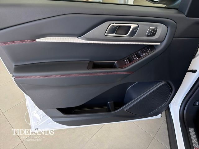 New 2026 Ford Explorer ST-Line w/ ST-Line Street Pack image 13