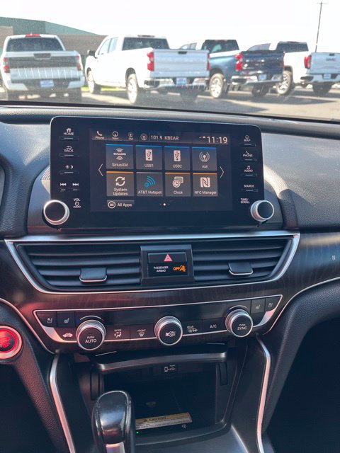 Used 2018 Honda Accord Touring image 42