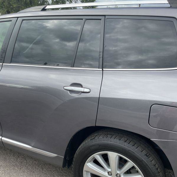 Used 2013 Toyota Highlander Limited image 4