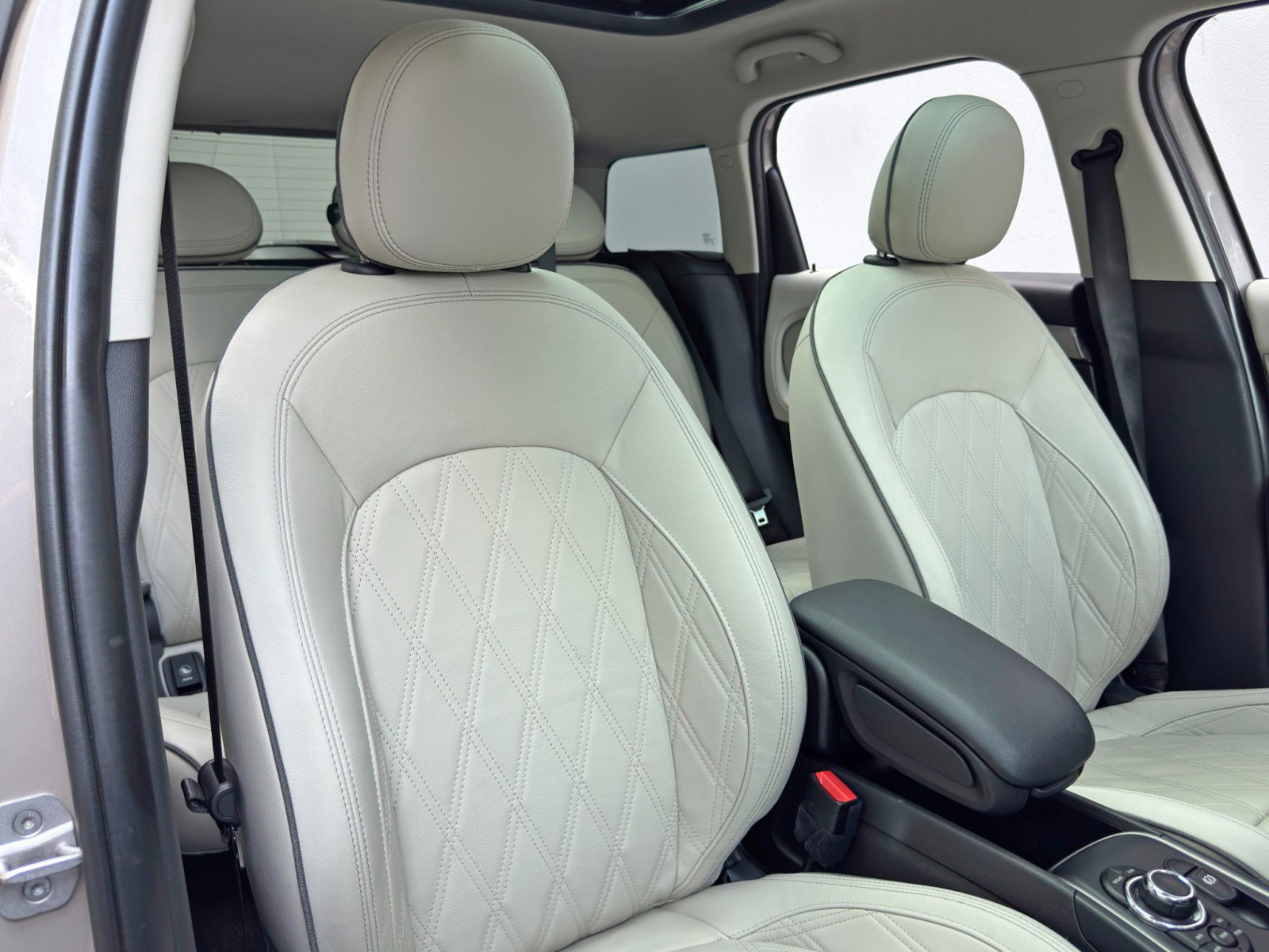 Used 2022 MINI Cooper Countryman S w/ Convenience Package FWD image 38