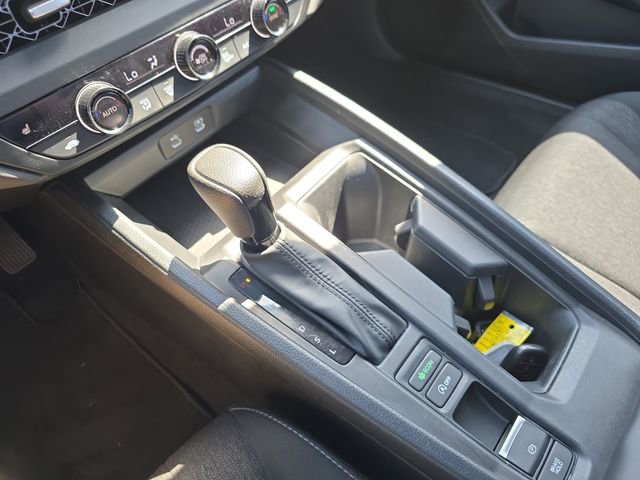 Certified 2024 Honda Accord EX image 25