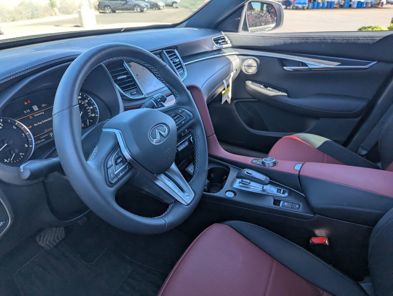 Certified 2025 INFINITI QX50 Sport AWD/4WD image 18