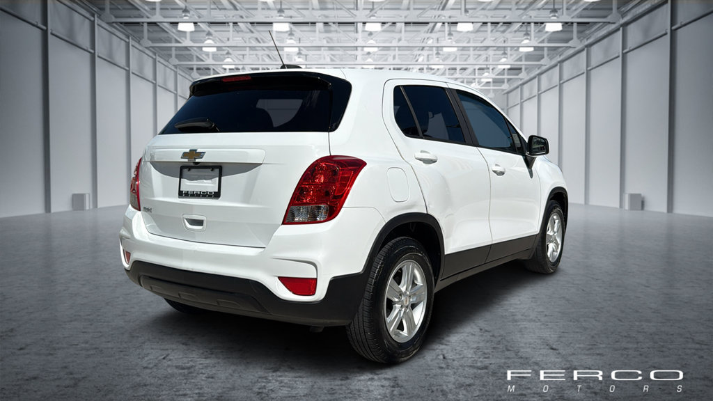Used 2020 Chevrolet Trax LS w/ Tint and Cruise Package FWD image 5