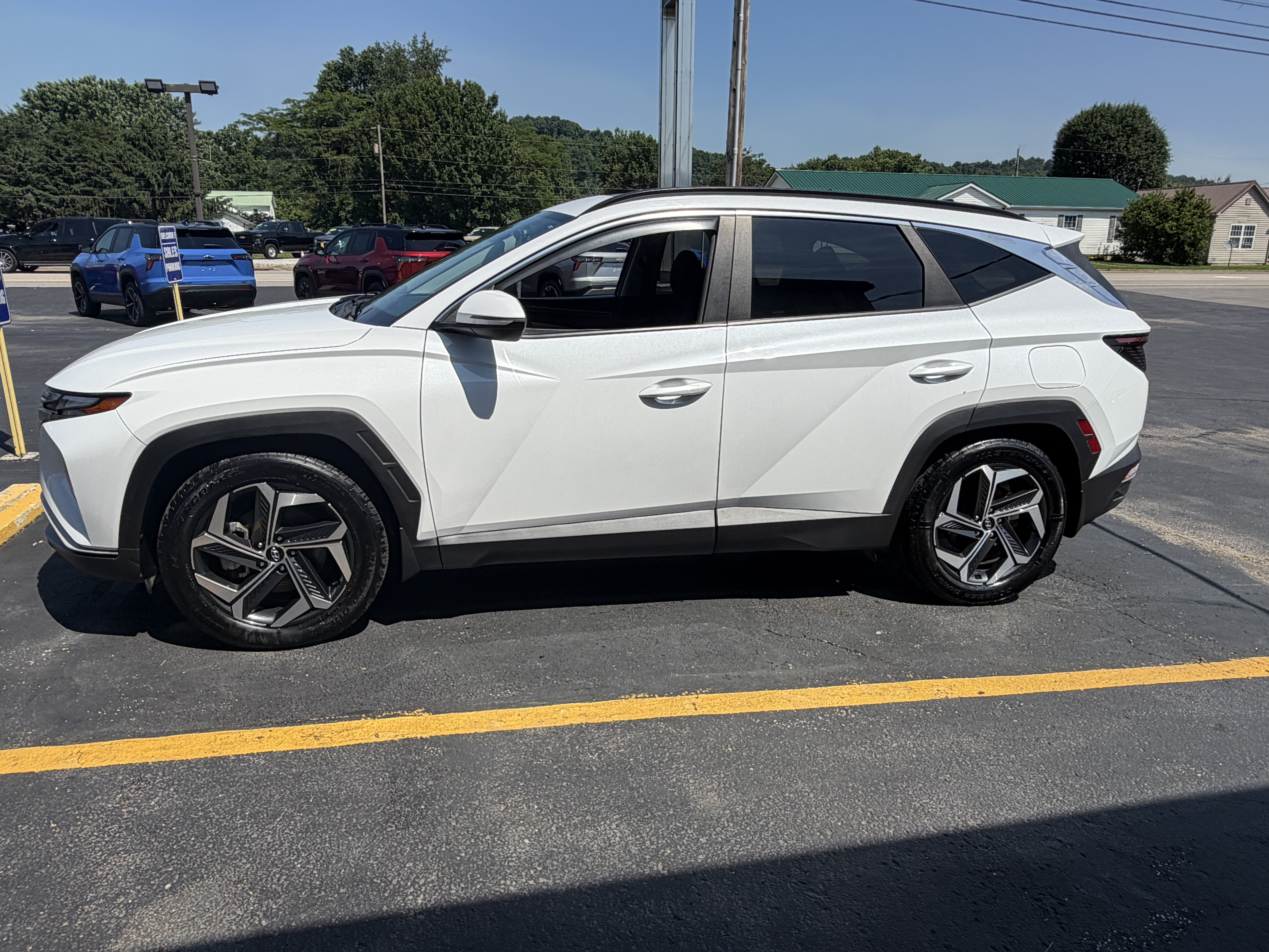 Used 2022 Hyundai Tucson SEL w/ Convenience Package FWD image 2