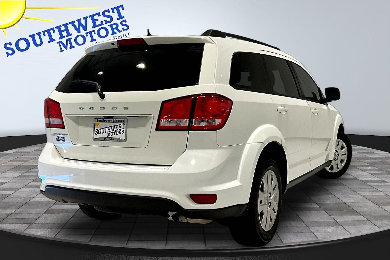 Used 2019 Dodge Journey SE w/ Connectivity Group FWD image 7