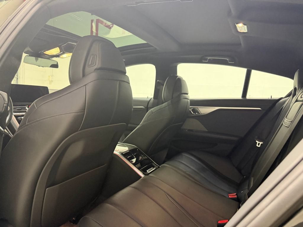 Used 2023 BMW 840i Gran Coupe xDrive AWD/4WD image 32
