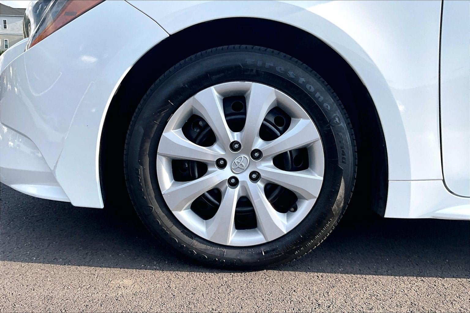 Used 2024 Toyota Corolla LE FWD image 9