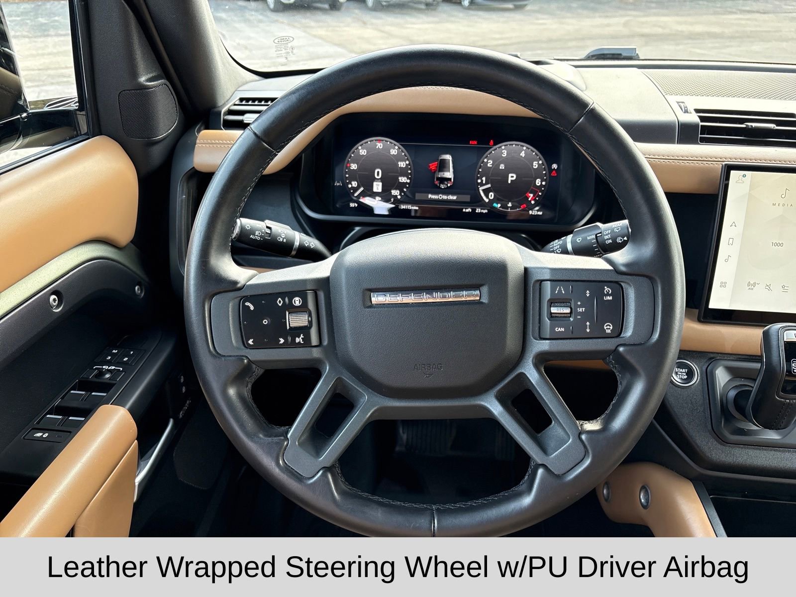 Used 2025 Land Rover Defender 130 X-Dynamic SE image 14