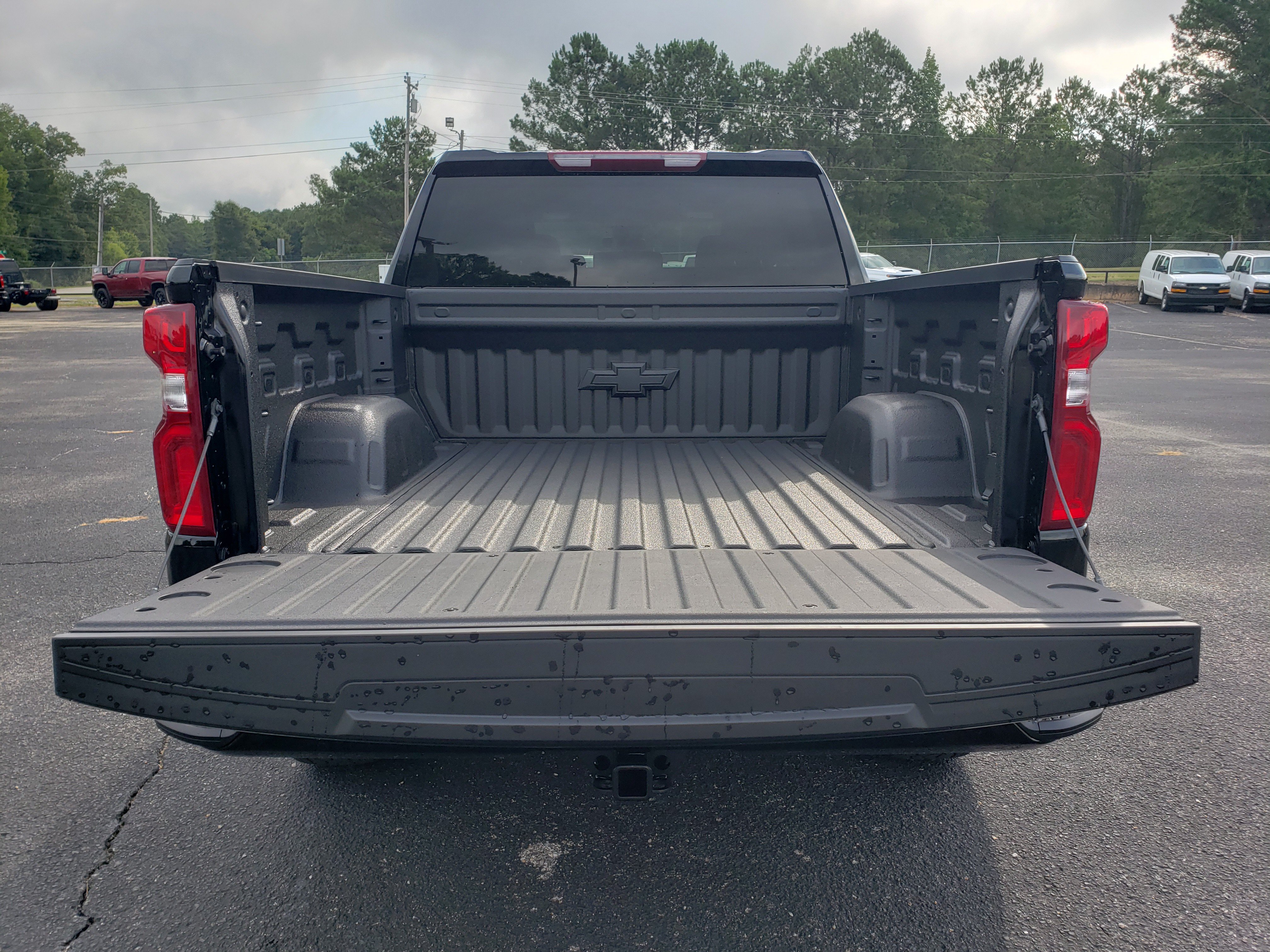 New 2026 Chevrolet Silverado 1500 RST w/ RST Select Package AWD/4WD image 9