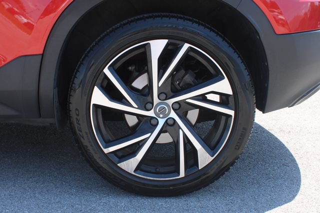 Used 2021 Volvo XC40 T5 R-Design w/ Advanced Package AWD/4WD image 37