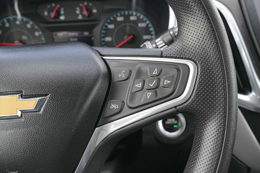 Used 2022 Chevrolet Equinox LS AWD/4WD image 36