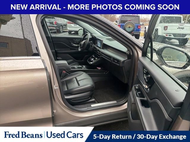 Used 2021 Lincoln Corsair AWD w/ Equipment Group 101A image 9