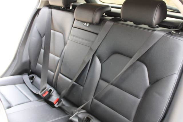 Used 2019 Mercedes-Benz GLA 250 image 37