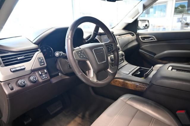 Used 2016 GMC Yukon Denali w/ Open Road Package AWD/4WD image 22