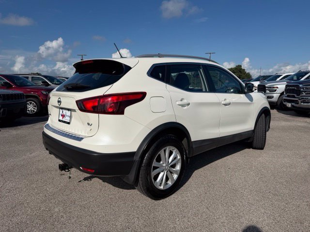 Used 2017 Nissan Rogue Sport SV FWD image 6