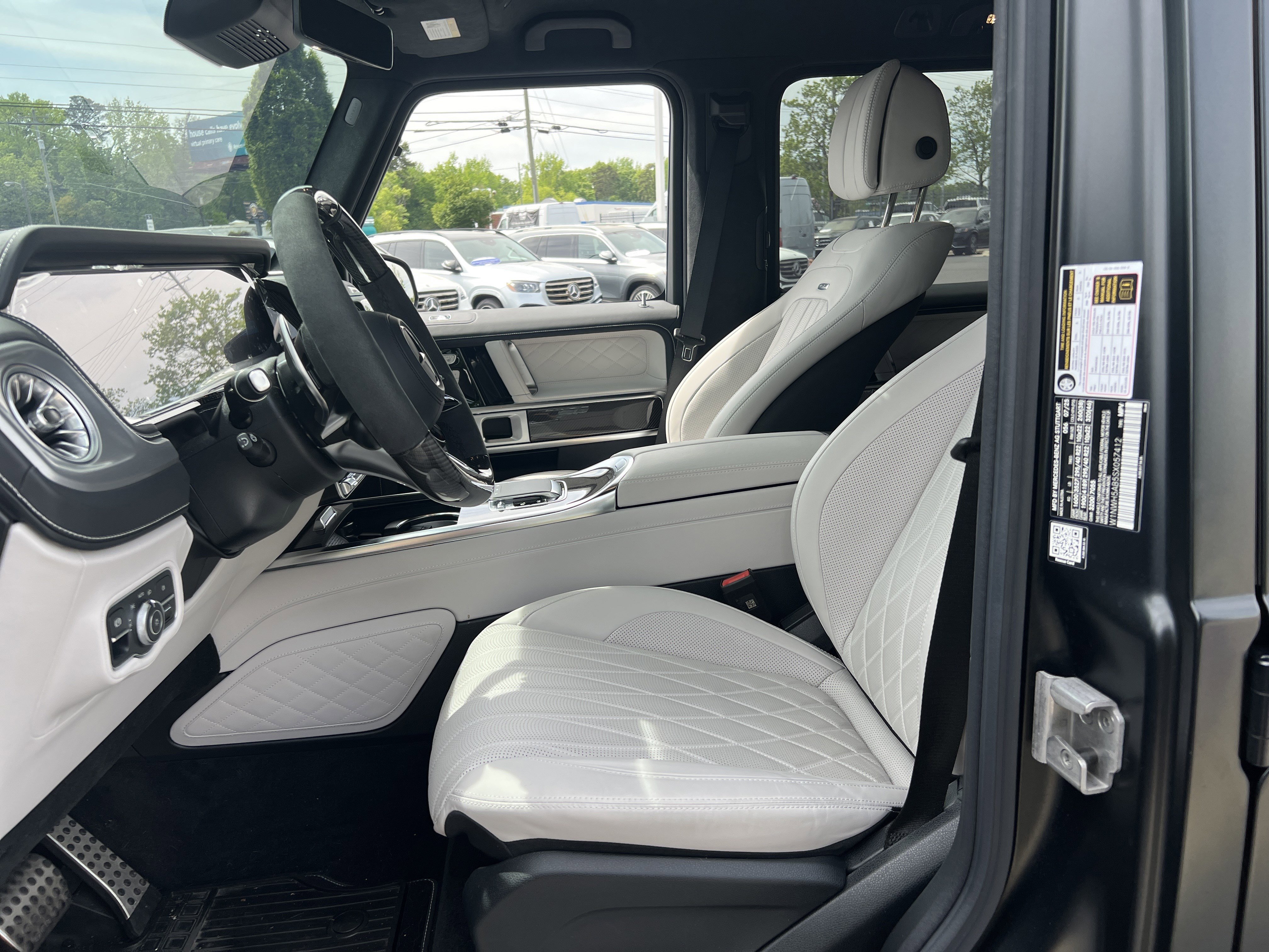 Used 2025 Mercedes-Benz G 63 AMG 4MATIC image 16