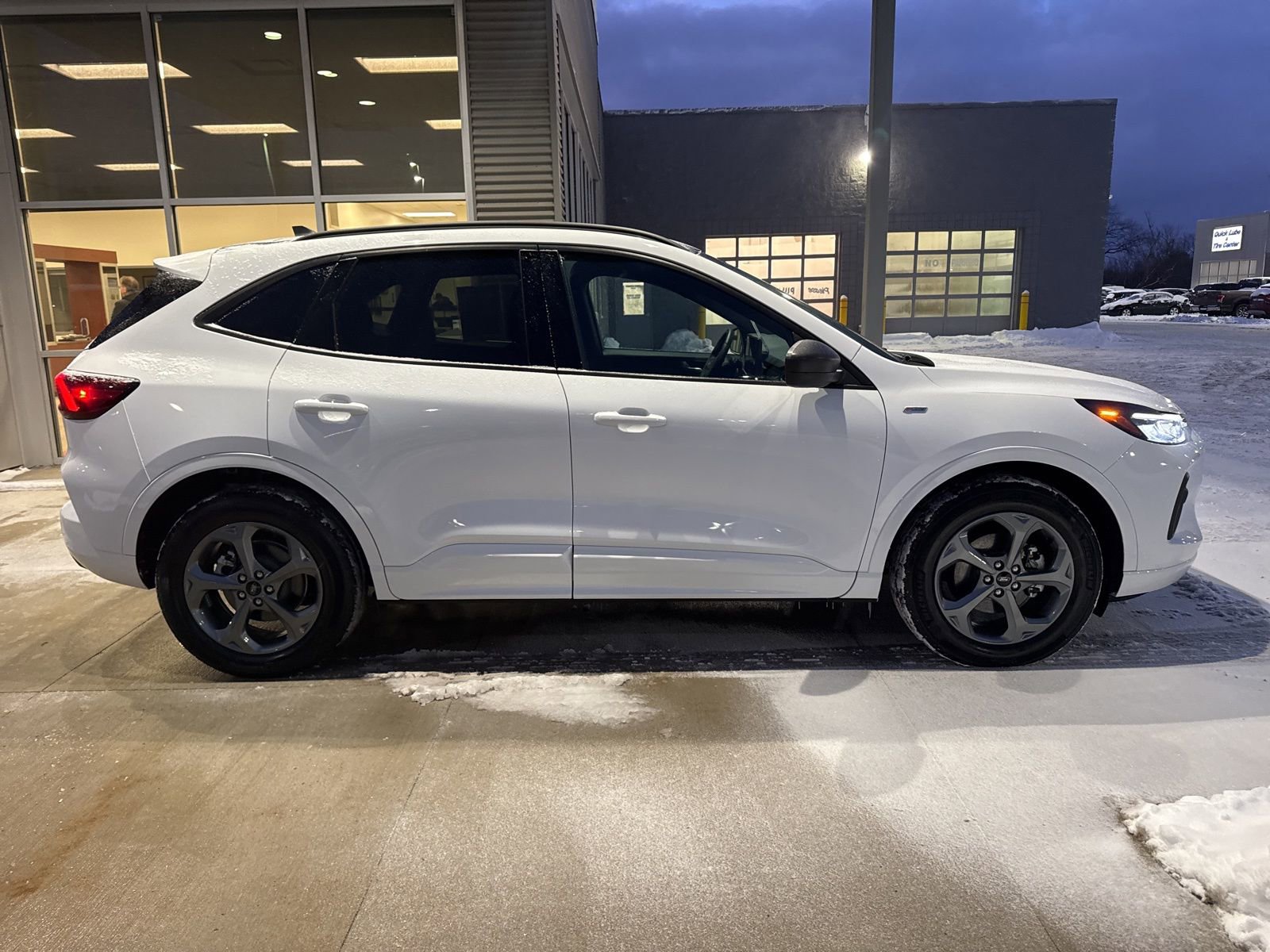 Certified 2023 Ford Escape ST-Line w/ Tech Pack #1 image 9