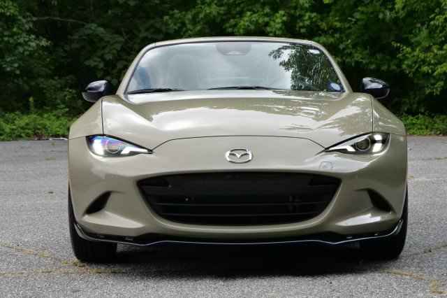 Used 2024 MAZDA MX-5 Miata RF Club w/ Weather Package RWD image 5