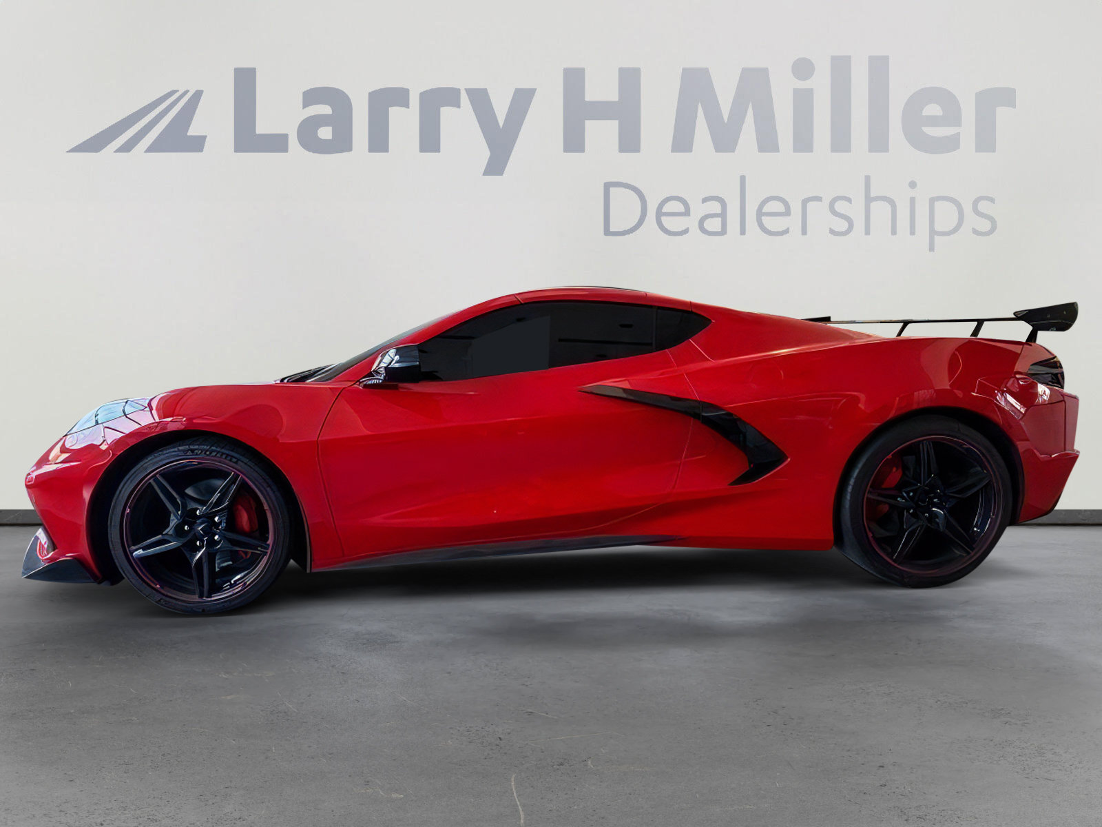 Used 2021 Chevrolet Corvette Stingray Preferred Cpe w/ 2LT RWD image 2