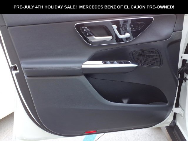 Used 2026 Mercedes-Benz GLC 300 image 13