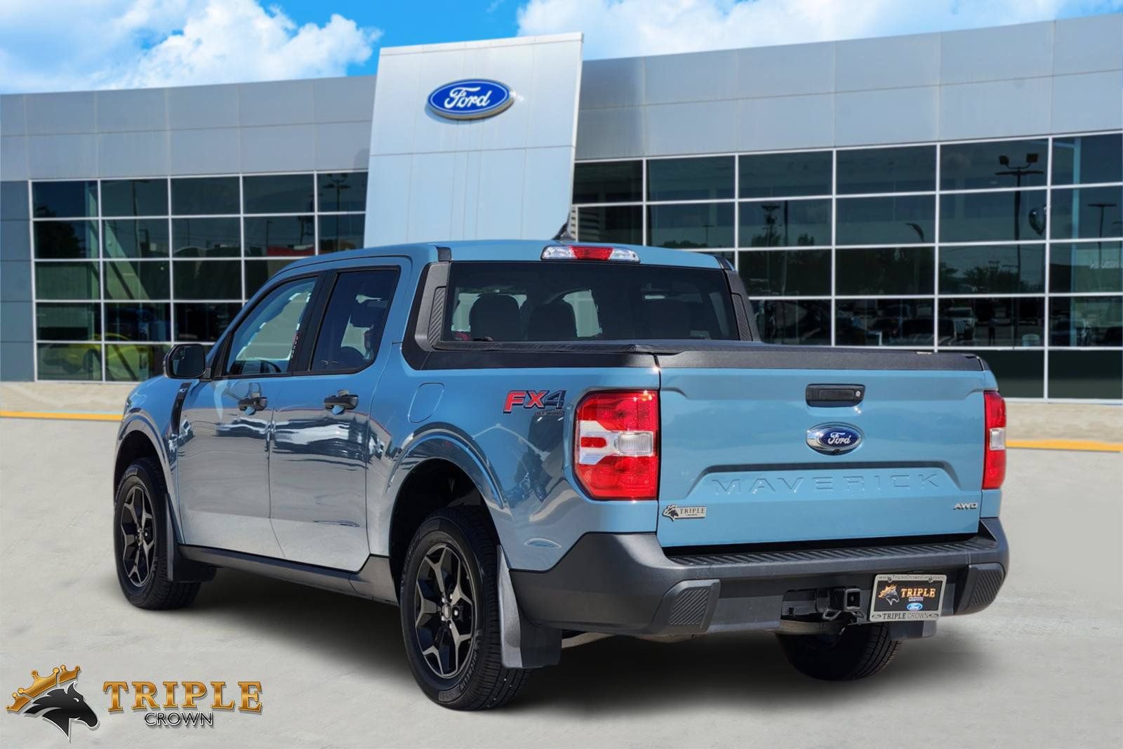 Certified 2023 Ford Maverick XLT w/ Equipment Group 300A Standard AWD/4WD image 4