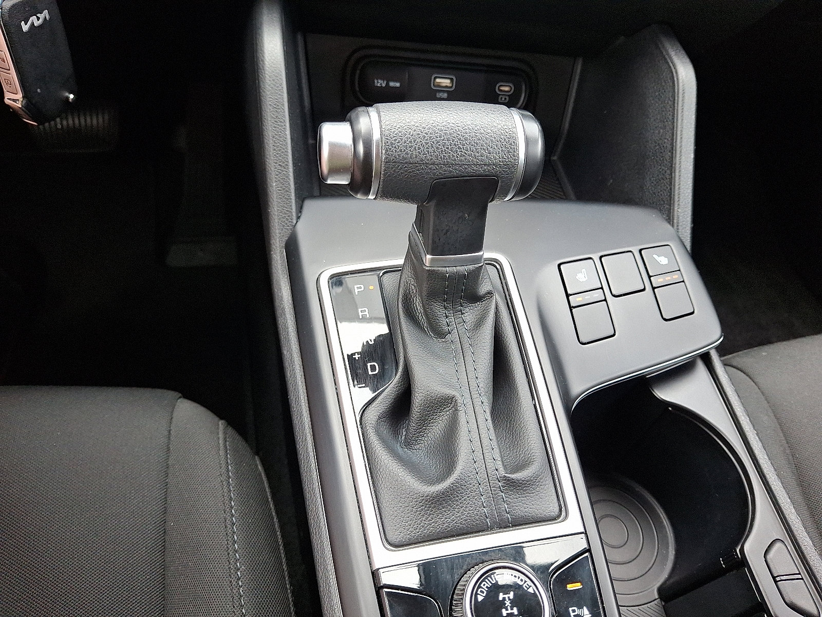 Used 2023 Kia Sportage LX image 15