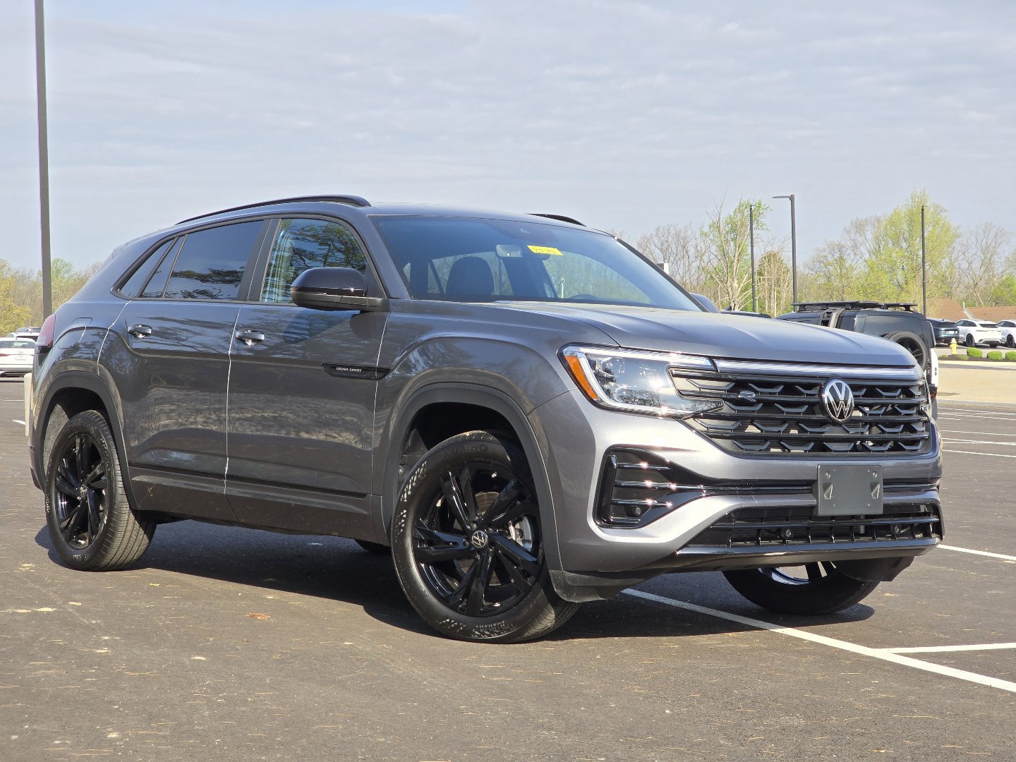 Certified 2025 Volkswagen Atlas Cross Sport SEL R-Line AWD/4WD image 2