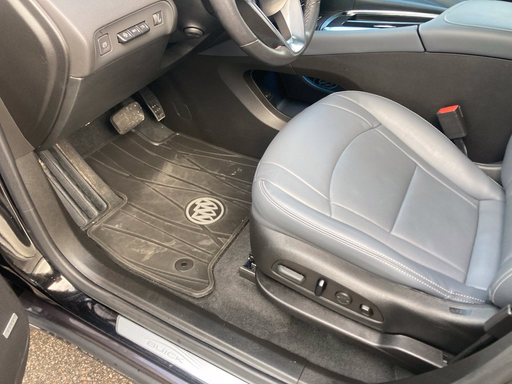 Used 2024 Buick Enclave Premium w/ Trailering Package, 5000 lbs. AWD/4WD image 28