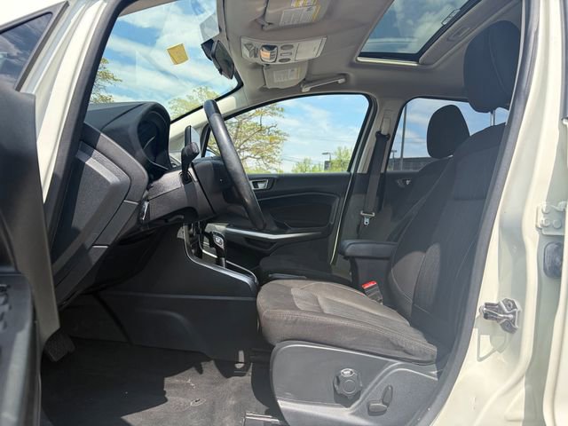 Used 2020 Ford EcoSport SE w/ SE Convenience Package image 6