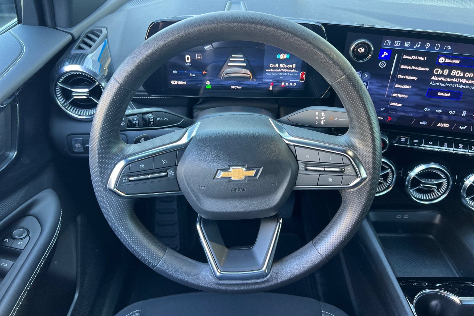 Used 2026 Chevrolet Blazer EV LT FWD image 17