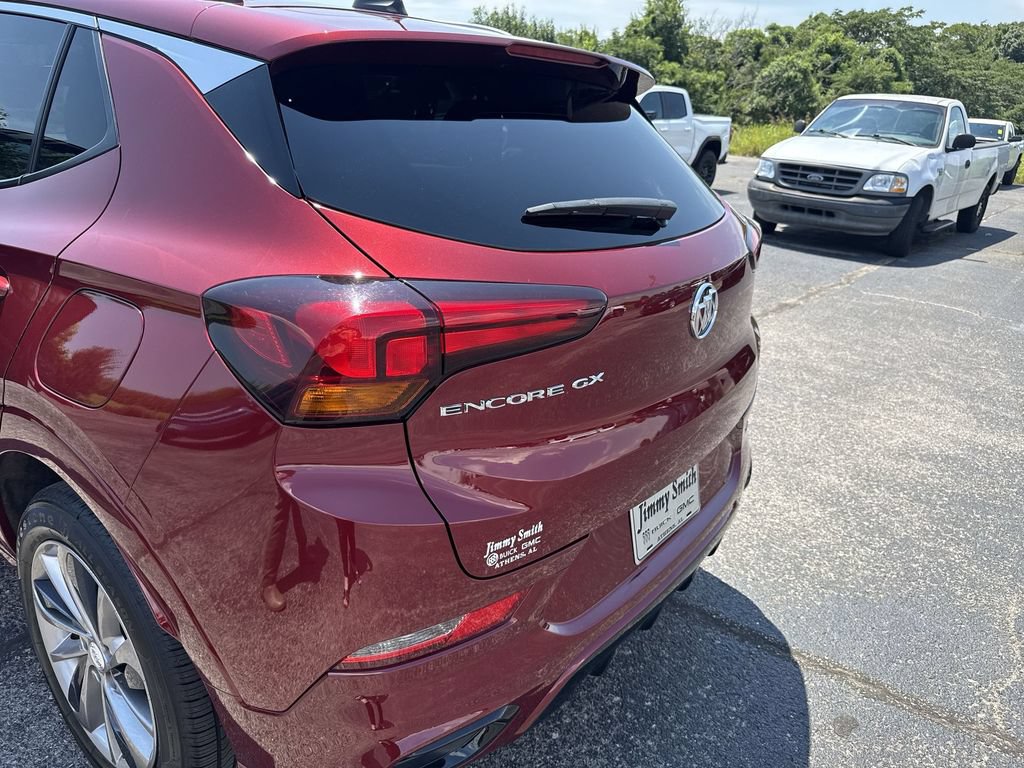 Certified 2022 Buick Encore GX Select w/ Sport Touring Package FWD image 33